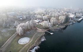 Lake Aluksne Studio Apartment